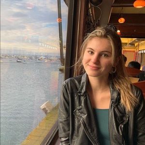 Meet your Posher, Josie